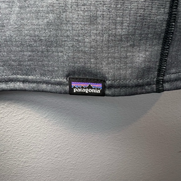 Patagonia Men's Midweight Capilene Baselayer Shirt Gray Polartec Outdoor Large - Picture 9 of 15